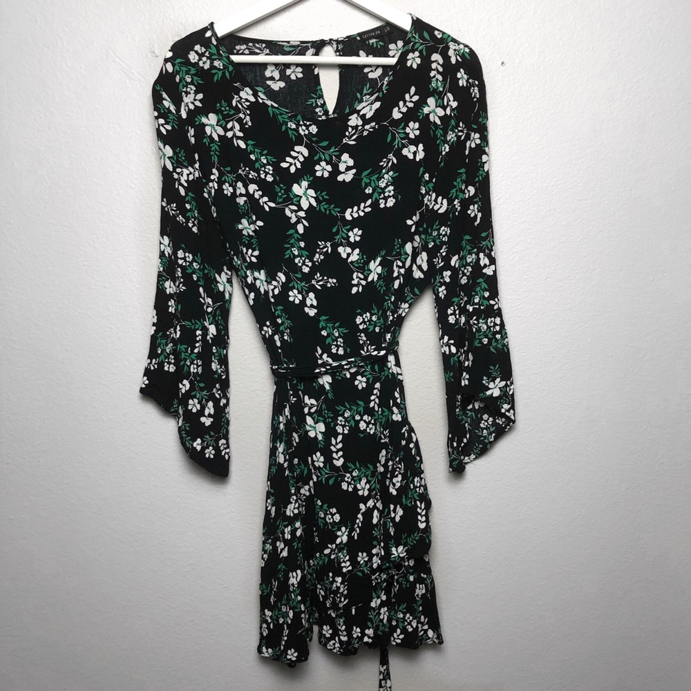 Black and green floral long sleeve dress